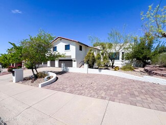 1014 E Country Gables Dr, Phoenix, AZ 85022
