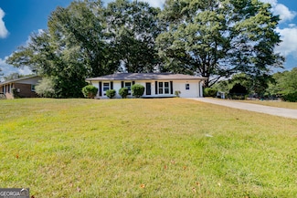 7064 Eunice Dr, Riverdale, GA 30274