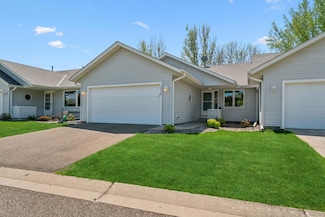 2558 75th St E, Inver Grove Heights, MN 55076