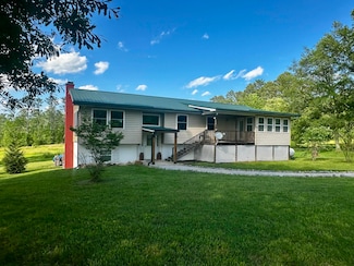 711 Lickpoint Rd, Sequatchie, TN 37374