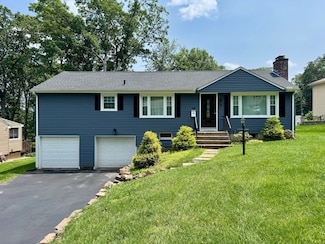 18 Dogwood Rd, Wethersfield, CT 06109