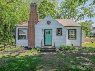 15 Pine Grove Ave, Asheville, NC 28801