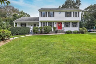3 Anvil Dr, Cumberland, RI 02864