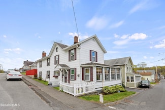 205 High St, Lee, MA 01238