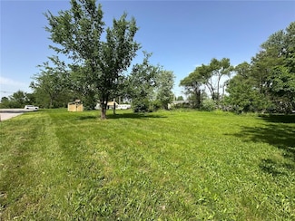 123 B Amy Dr, Lebanon, MO 65536