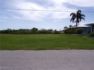 400 NW 32nd Place, Cape Coral, FL 33993