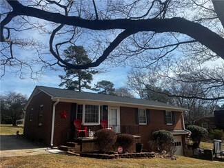 201 Araminta Dr, Winston Salem, NC 27104