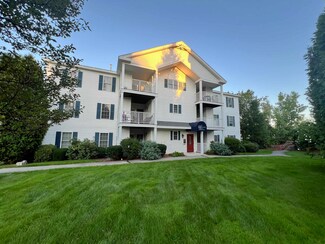 7 Crosswoods Path Blvd Unit 23, Merrimack, NH 03054