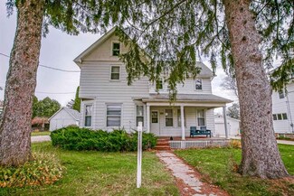 105 S 5th St, Mount Horeb, WI 53572