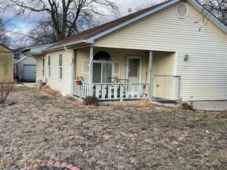 500 E 11th St, Newton, KS 67114