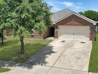 6133 Chalk Hollow Dr, Fort Worth, TX 76179