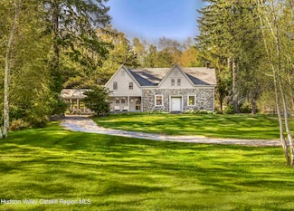 351 Peak Rd, Stone Ridge, NY 12484