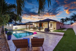 533 NE 1st Ave, Deerfield Beach, FL 33441