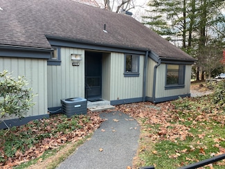 843 Heritage Village Unit B, Southbury, CT 06488