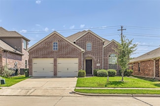 2052 Dripping Springs Dr, Forney, TX 75126