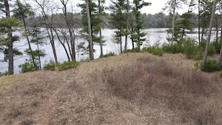 1501 E Shore Trail, Port Edwards, WI 54494