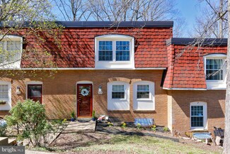 5920 Prince James Dr Unit 79, Springfield, VA 22152