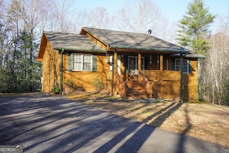 224 Buckshot Ln, Tiger, GA 30576