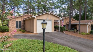 629 Redwood Dr, Southern Pines, NC 28387