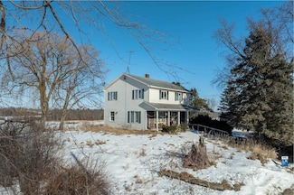 25 Crosby Rd, Whiting, VT 05778