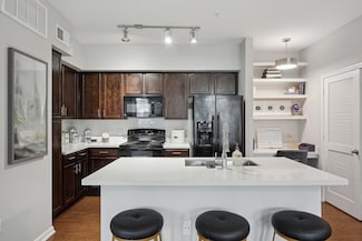 14807 Woodland Hills Dr Unit B2P5204, Humble, TX 77396