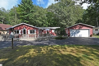 7468 E Cedar Lake Dr, Greenbush, MI 48738