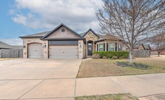 6306 S 56th St, Rogers, AR 72758