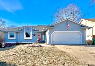 10008 S 10th St, Bellevue, NE 68123
