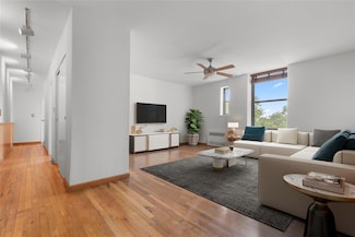 689 Fort Washington Ave Unit 4F, New York, NY 10040