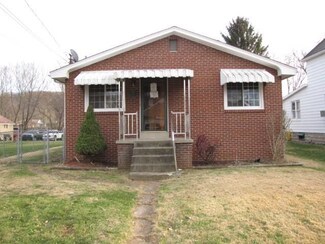 255 Elm St, Vandergrift, PA 15690