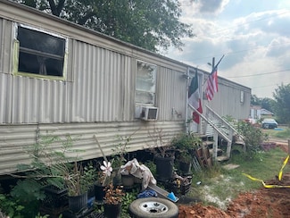 1507 N Oak St Unit 20, Pearsall, TX 78061