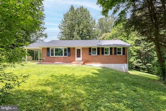 6511 Briggs Rd, Warrenton, VA 20187