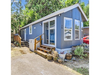 7120 NE Lombard St Unit 16, Portland, OR 97218