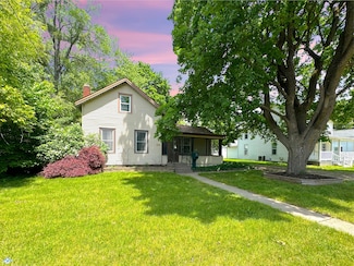 315 E Spruce St, Marshall, MI 49068