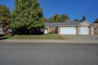 2948 Blue Horizon Dr, Redding, CA 96002