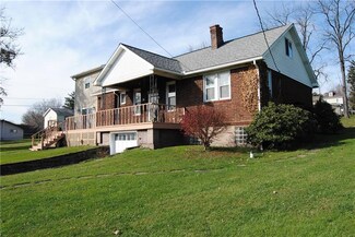 1502 Gulf St, Connellsville, PA 15425