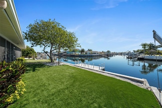 4968 Southshore Dr, New Port Richey, FL 34652