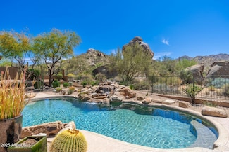 11747 E Juan Tabo Rd, Scottsdale, AZ 85255