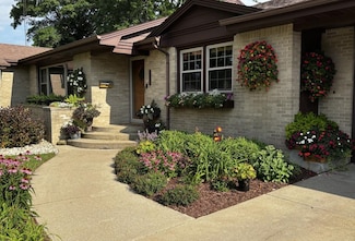 2610 15th St, Monroe, WI 53566