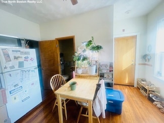 206 Hanover St Unit 4, Boston, MA 02113