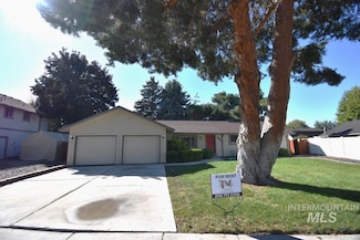 215 E Mango Dr, Eagle, ID 83616