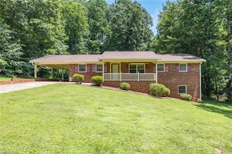 185 Frontier Dr, Kernersville, NC 27284