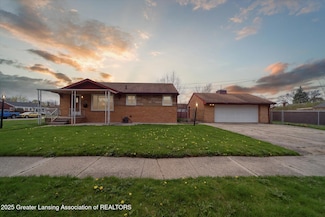1121 Morris Ave, Lansing, MI 48917