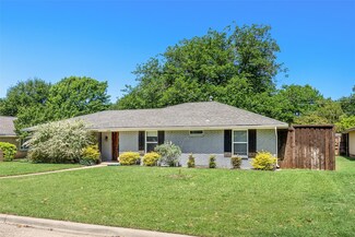 3945 Clubway Ln, Dallas, TX 75244