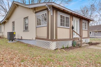 609 S Cedar Ave, Independence, MO 64053