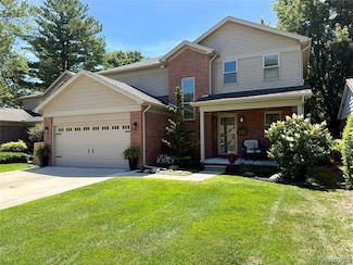 21312 Bayside St, Saint Clair Shores, MI 48081