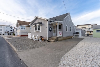 205 84th St, Sea Isle City, NJ 08243