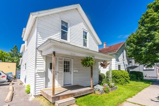 1906 N 6th St, Wausau, WI 54403