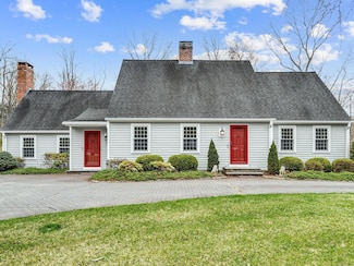 26 Old Kentwood Rd, East Haddam, CT 06423