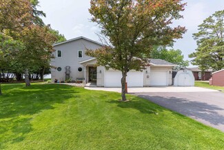 17159 Stalker Lake Rd, Battle Lake, MN 56515
